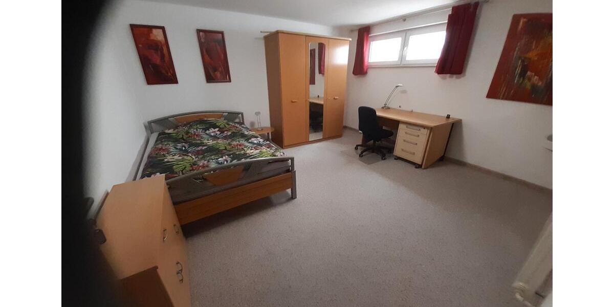 Wohnen auf Zeit Edenkoben - 4 Zimmer, 16 m&sup2;, 390&euro; | Angebot:26691354