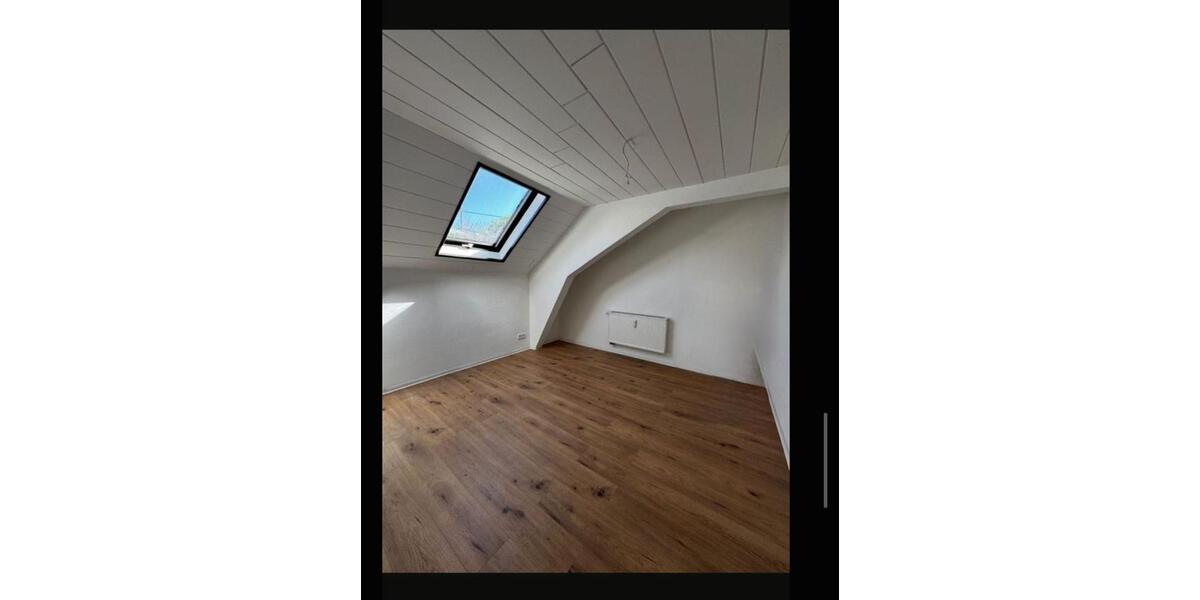 Dachgeschoßwohnung Ottweiler - 2 Zimmer, 65 m&sup2;, 620&euro; | Angebot:25840288