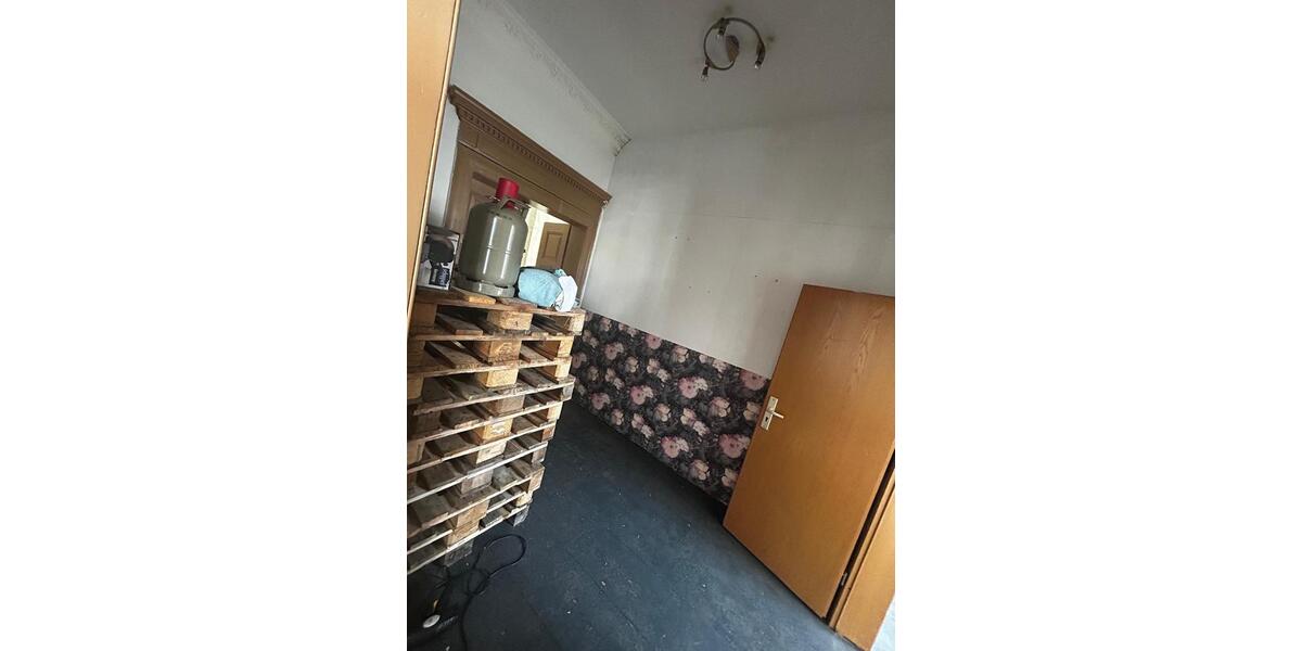 Hochparterre Crimmitschau - 2 Zimmer, 72 m&sup2;, 380&euro; | Angebot:26537516