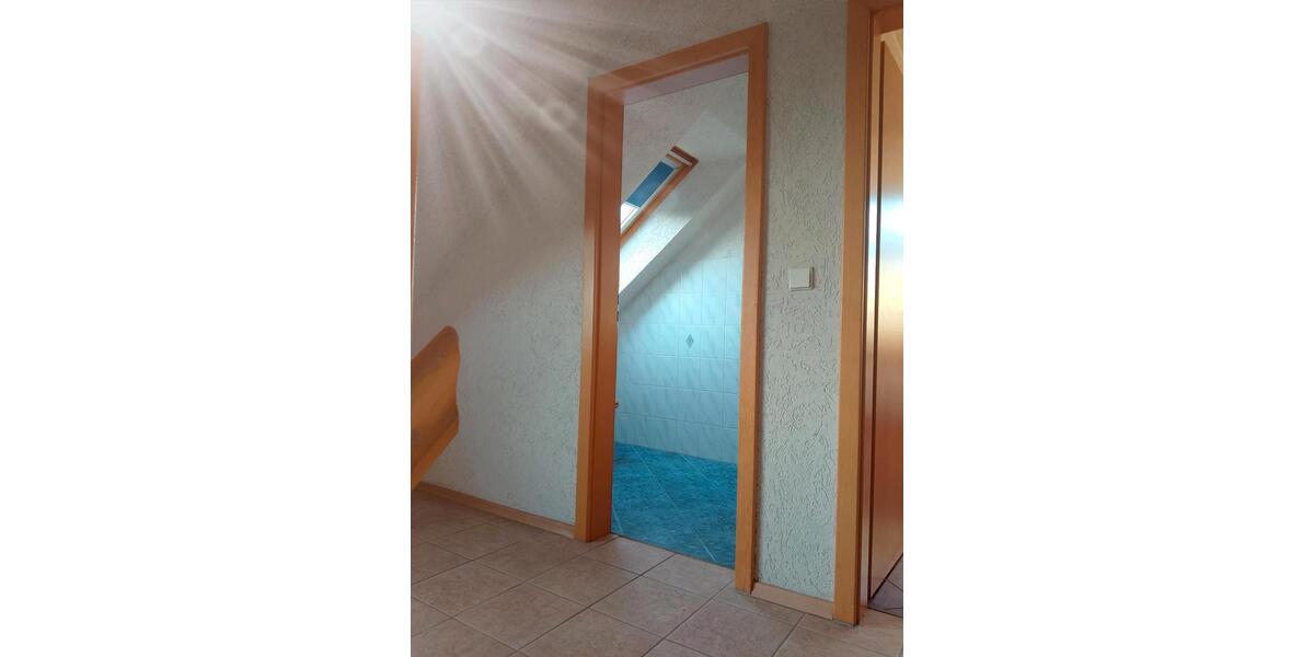 Etagenwohnung Ahrensfelde - 2 Zimmer, 140 m&sup2;, 1.500&euro; | Angebot:26398626