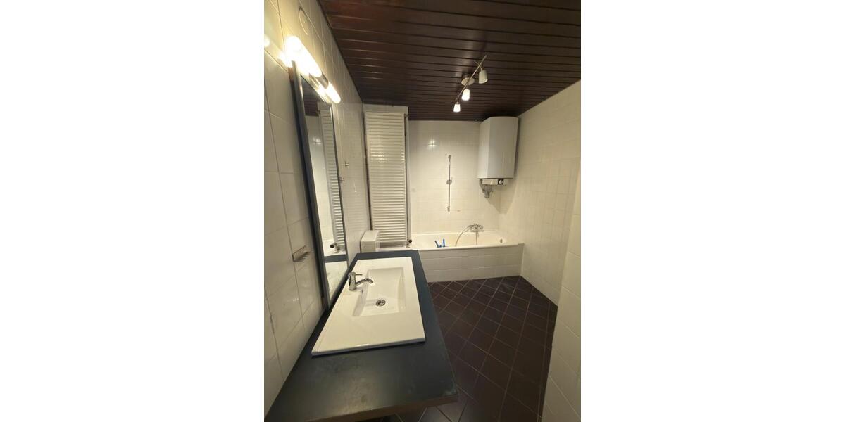 Etagenwohnung Weinheim - 3 Zimmer, 75 m&sup2;, 830&euro; | Angebot:24876879