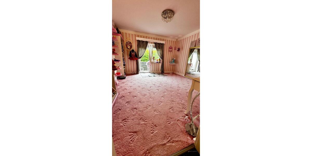 Erdgeschoßwohnung Bad Wildbad - 5 Zimmer, 165 m&sup2;, 990&euro; | Angebot:25044506