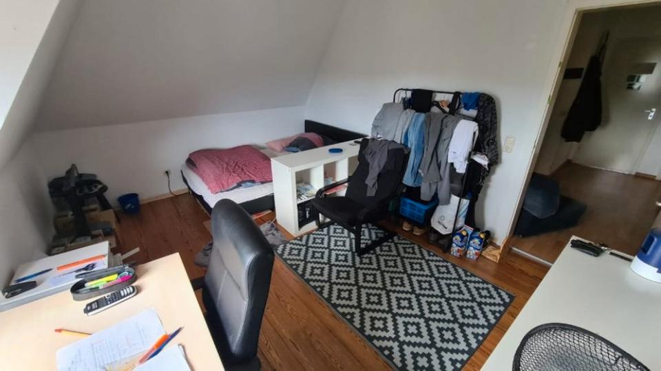 Wohnen auf Zeit Esslingen am Neckar - 1 Zimmer, 15 m&sup2;, 298&euro; | Angebot:26153845