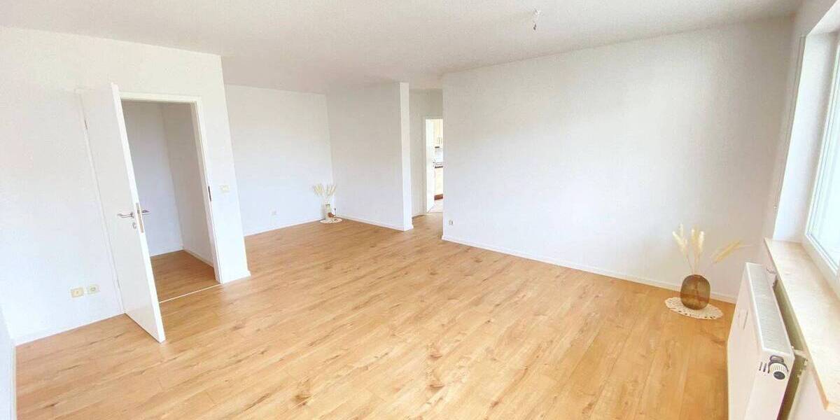 Etagenwohnung Sonneberg Hönbach - 2 Zimmer, 62 m&sup2;, 540&euro; | Angebot:26261571