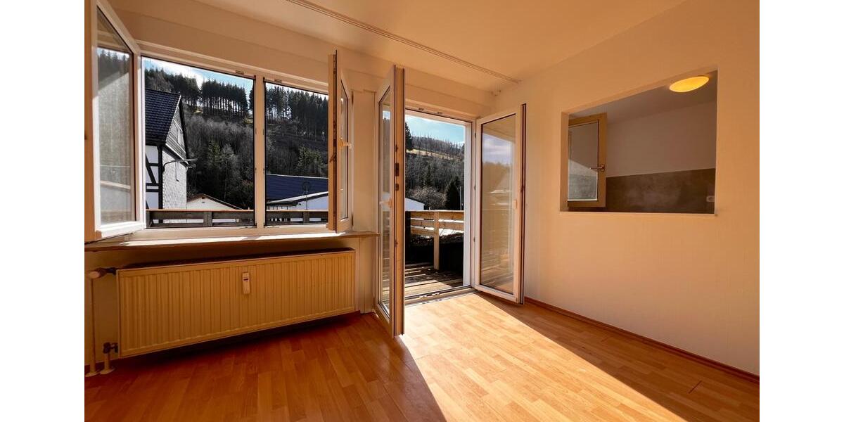 Erdgeschoßwohnung Winterberg - 3.5 Zimmer, 85 m&sup2;, 495&euro; | Angebot:25988603