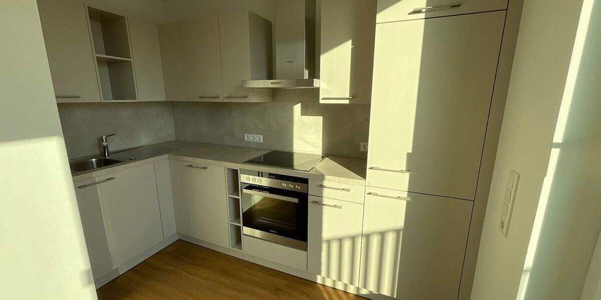 Zimmer Nürnberg St Peter - 3 Zimmer, 81 m&sup2;, 1.420&euro; | Angebot:26205419