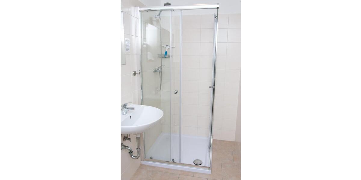 Wohnen auf Zeit Polling - 9 Zimmer, 18 m&sup2;, 140&euro; | Angebot:18998075