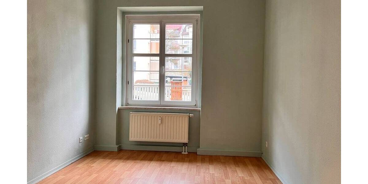 Etagenwohnung Plauen Westend - 2 Zimmer, 48 m&sup2;, 228&euro; | Angebot:26308233