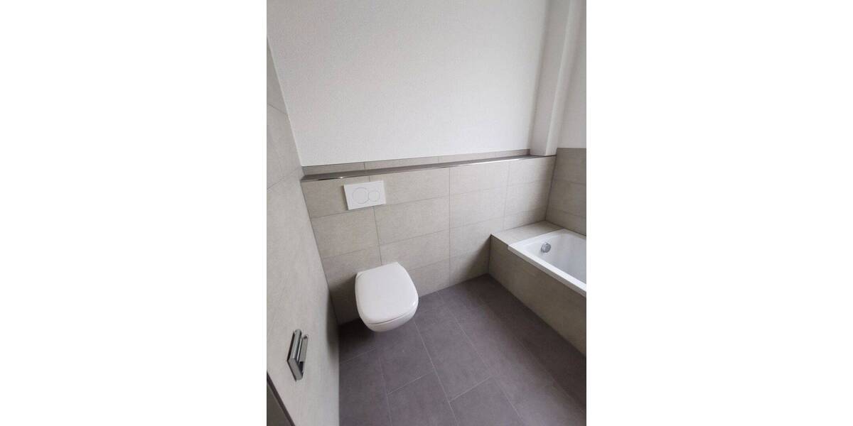 Reihenendhaus Ellwangen Kellerhaus - 5 Zimmer, 146 m&sup2;, 1.700&euro; | Angebot:26824063