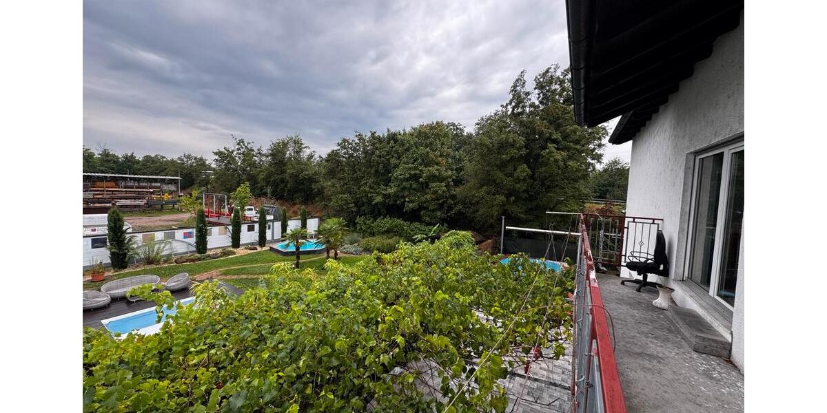 Wohnen auf Zeit Neuhofen - 13 Zimmer, 300 m&sup2;, 19&euro; | Angebot:25931186