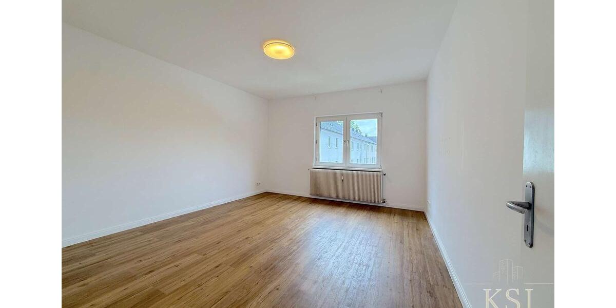 Etagenwohnung Oberhausen - 2.5 Zimmer, 65 m&sup2;, 585&euro; | Angebot:26649718