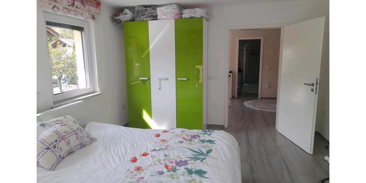 Wohnen auf Zeit Waldkraiburg - 3 Zimmer, 104 m&sup2;, 500&euro; | Angebot:26499962