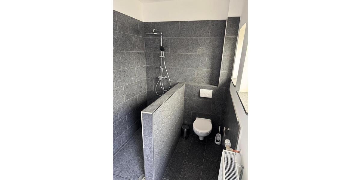 WG-Zimmer 5er WG möbliert 5 zimmer