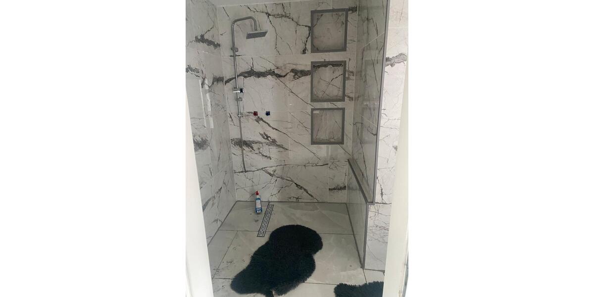 Einfamilienhaus Nürtingen - 6 Zimmer, 250 m&sup2;, 2.500&euro; | Angebot:25047803