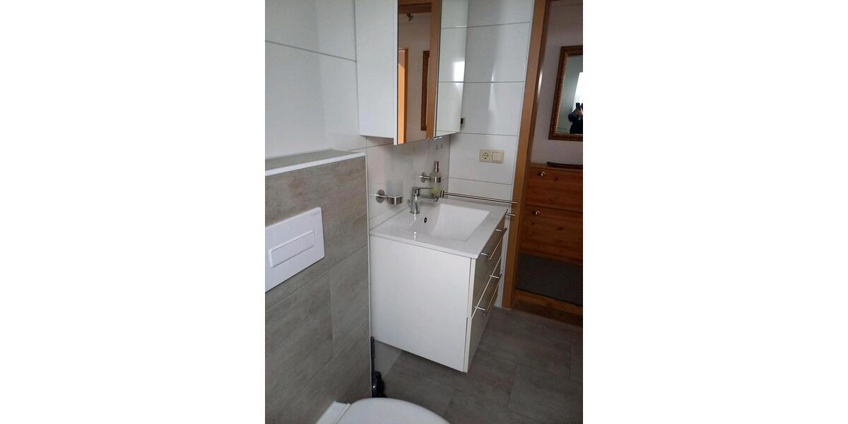 Dachgeschoßwohnung Eisenach - 1 Zimmer, 21 m&sup2;, 340&euro; | Angebot:24660014