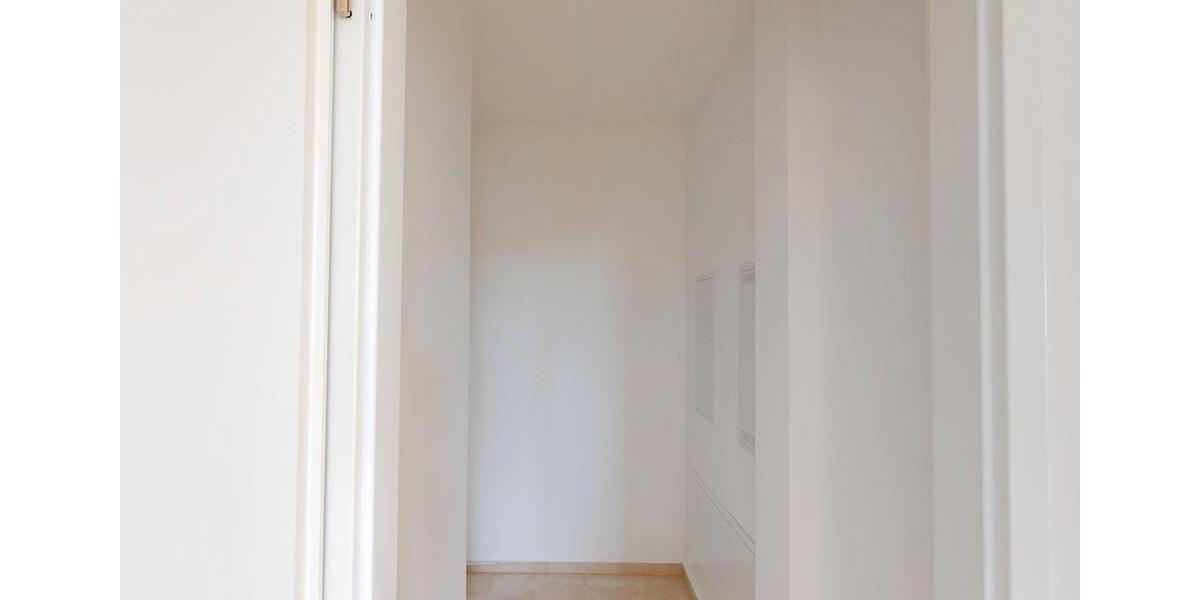 Dachgeschoßwohnung Heilbronn Kernstadt - 4 Zimmer, 147 m&sup2;, 2.150&euro; | Angebot:23051143