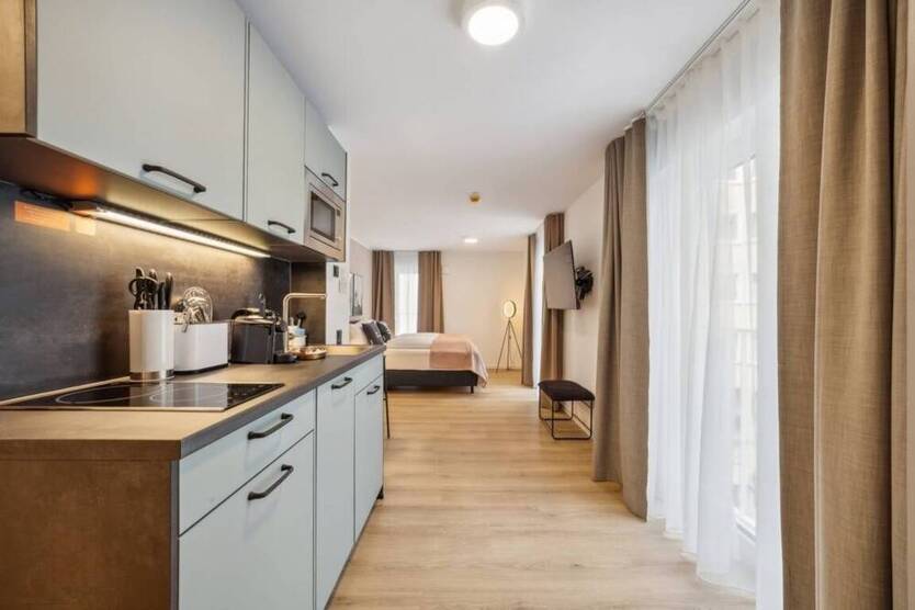 Komplett möblierte 1-Zimmer-Wohnung
