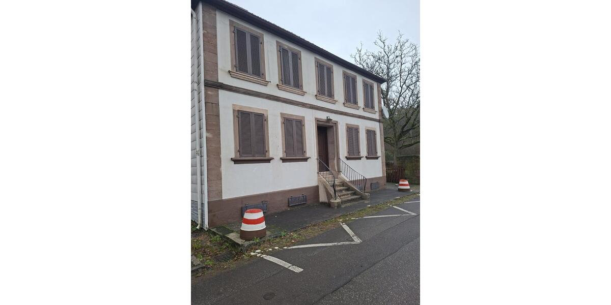 Wohnen auf Zeit Kusel - 6 Zimmer, 160 m&sup2;, 20&euro; | Angebot:26573347