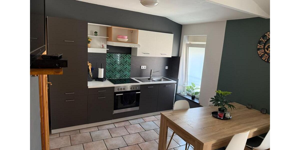 Wohnen auf Zeit Heinsberg - 2 Zimmer, 75 m&sup2;, 100&euro; | Angebot:26495396