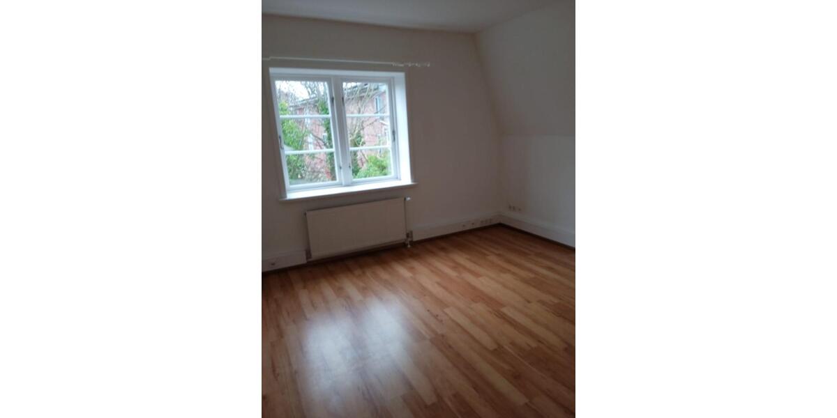Etagenwohnung Bredstedt - 3 Zimmer, 112 m&sup2;, 980&euro; | Angebot:26459813