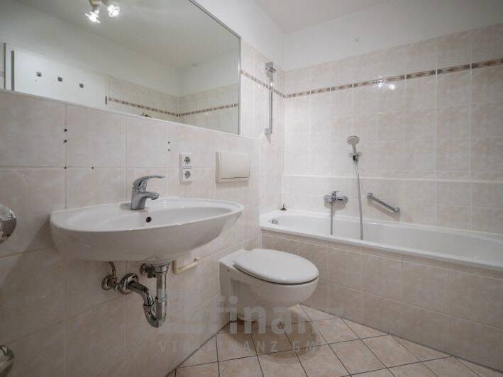 Etagenwohnung Chemnitz Sonnenberg - 2 Zimmer, 66 m&sup2;, 396&euro; | Angebot:26310050