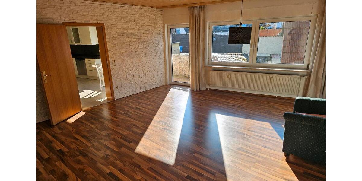 Etagenwohnung Dreieich - 2 Zimmer, 102 m&sup2;, 1.150&euro; | Angebot:25870294