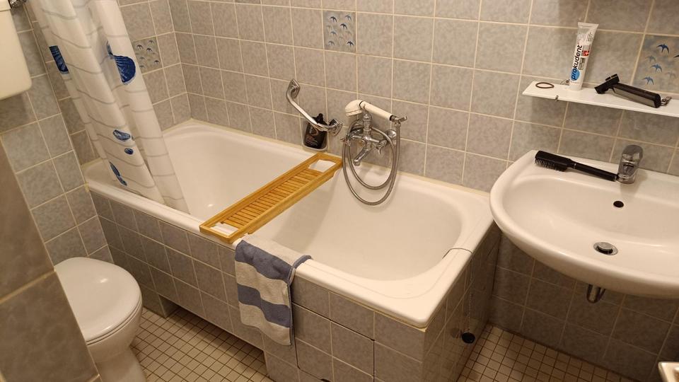 Etagenwohnung Wilhelmshaven - 1 Zimmer, 42 m&sup2;, 360&euro; | Angebot:26587366