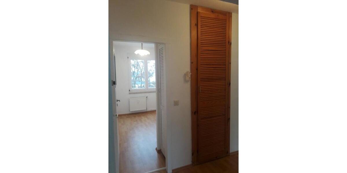 Etagenwohnung Zerbst (Anhalt) - 3 Zimmer, 57 m&sup2;, 320&euro; | Angebot:26505455