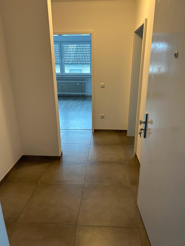 Schöne Kernsanierte 3,5 ZKB mit Wintergarten zimmer