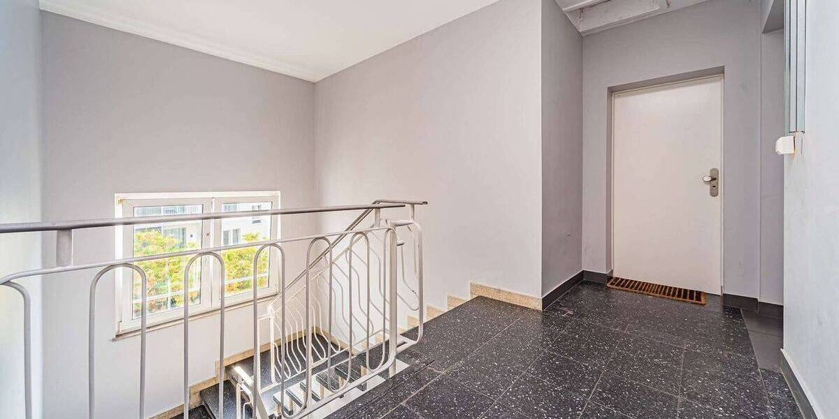 Etagenwohnung Frankfurt am Main Bahnhofsviertel - 2 Zimmer, 55 m&sup2;, 1.695&euro; | Angebot:26154035