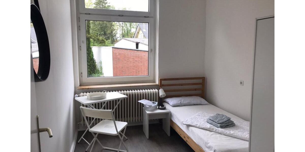 Wohnen auf Zeit Molfsee - 12 Zimmer, 500 m&sup2;, 22&euro; | Angebot:24640828