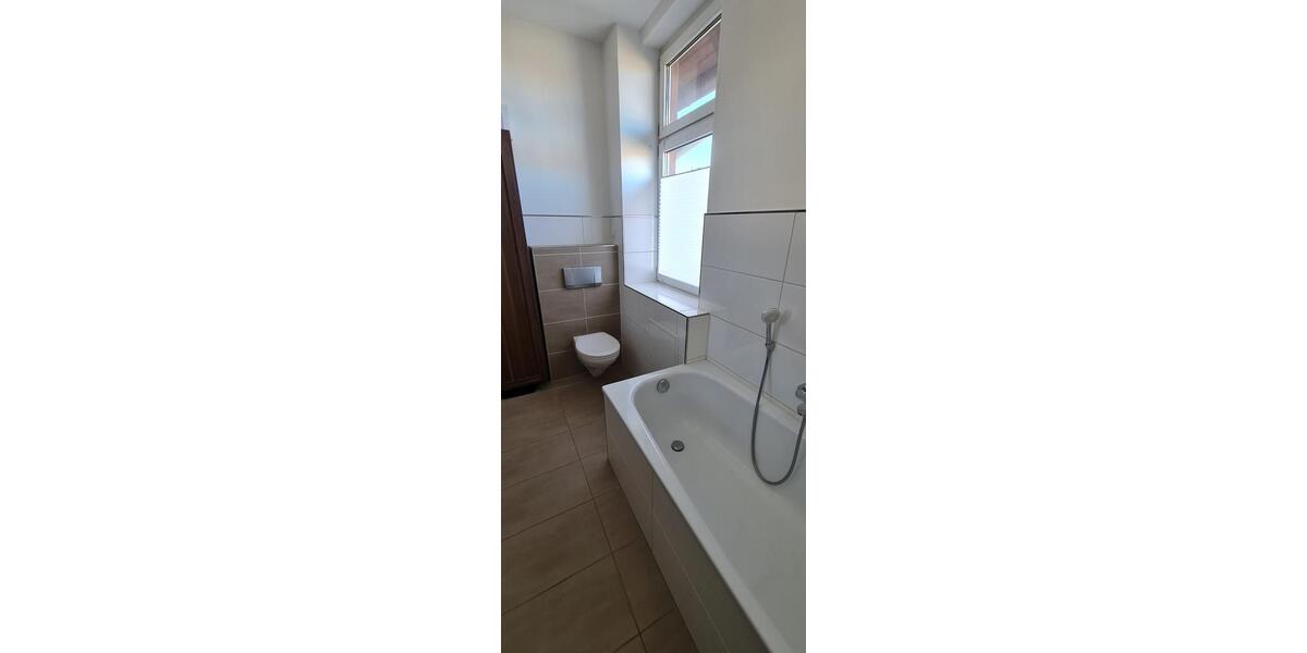 Etagenwohnung Blankenburg (Harz) - 3 Zimmer, 87 m&sup2;, 790&euro; | Angebot:26670655
