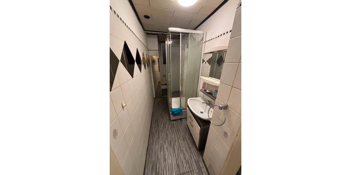 Wohnen auf Zeit Duisburg Hamborn - 2 Zimmer, 65 m&sup2;, 18&euro; | Angebot:26671544