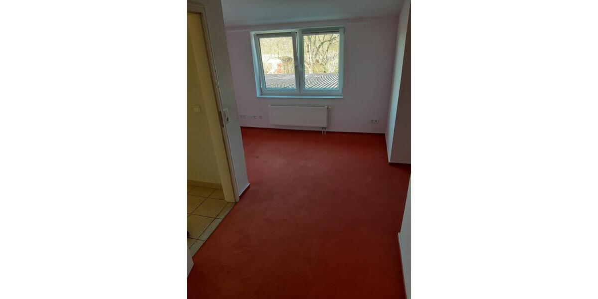 Etagenwohnung Emkendorf - 5 Zimmer, 160 m&sup2;, 1.700&euro; | Angebot:25640400