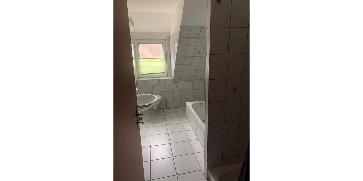 Dachgeschoßwohnung Soltau - 3 Zimmer, 90 m&sup2;, 600&euro; | Angebot:26019377
