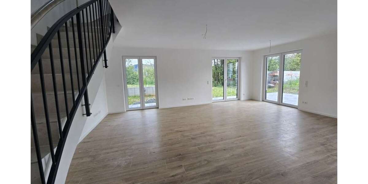 Einfamilienhaus Höchst im Odenwald - 4 Zimmer, 120 m&sup2;, 1.400&euro; | Angebot:26226875