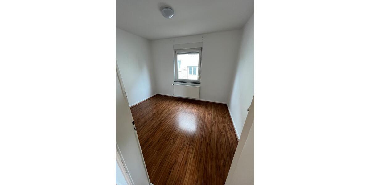 Erdgeschoßwohnung Herford Falkendiek - 3 Zimmer, 80 m&sup2;, 1.000&euro; | Angebot:26137162