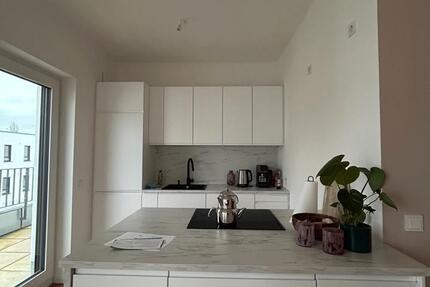 Schöne Dreizimmer Penthousewohnung nahe City 3 zimmer