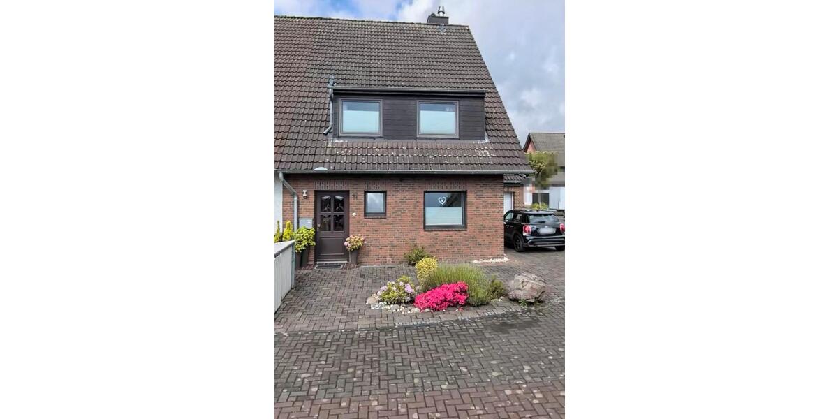 Doppelhaushälfte Köln Mülheim - 5.5 Zimmer, 135 m&sup2;, 2.750&euro; | Angebot:25057866