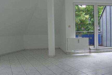 Wohnung Duisburg Wanheim - 3 Zimmer, 81 m&sup2;, 405&euro; | Angebot:27272082