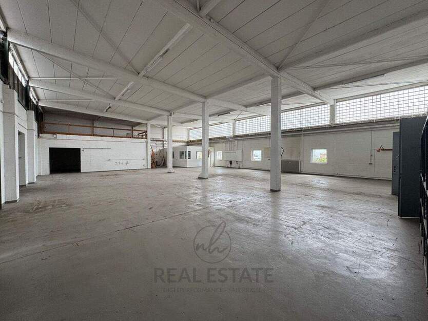 EBENERDIGES LAGER | 600 M² | BARSBÜTTEL | ZU VERMIETEN