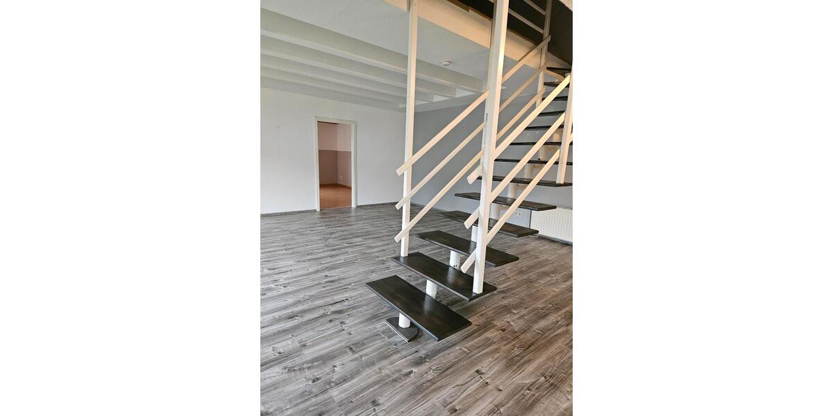 Etagenwohnung Bausendorf - 4 Zimmer, 92 m&sup2;, 835&euro; | Angebot:25402016