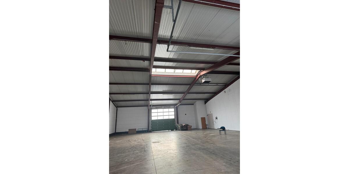 GEWERBE LAGERHALLE & BÜRO * zimmer