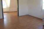 Dachgeschoßwohnung Eschershausen - 2.5 Zimmer, 90 m&sup2;, 500&euro; | Angebot:26690145