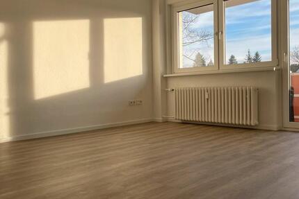 Sanierte 3 Zi Wohnung im Elzwegviertel mit Garage und Stellplatz 3 zimmer