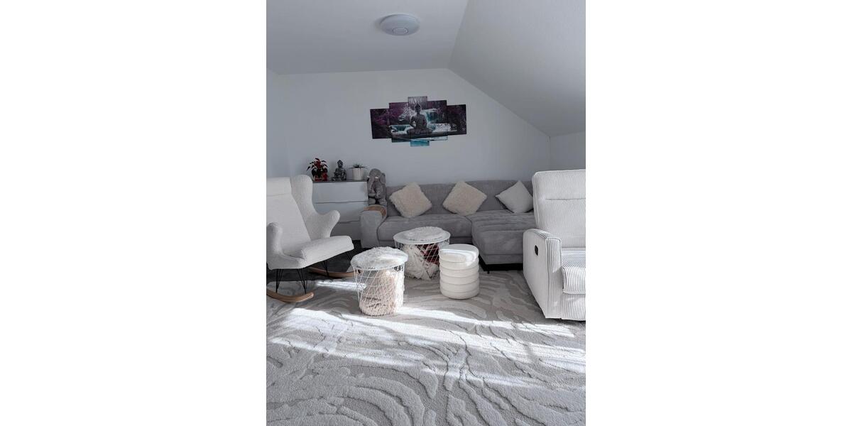 Dachgeschoßwohnung Weißdorf - 2 Zimmer, 75 m&sup2;, 550&euro; | Angebot:26296528