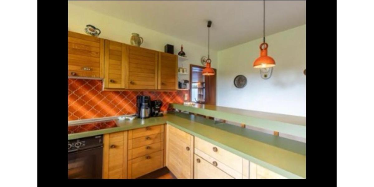 Einfamilienhaus Delmenhorst - 7 Zimmer, 260 m&sup2;, 1.900&euro; | Angebot:25887858