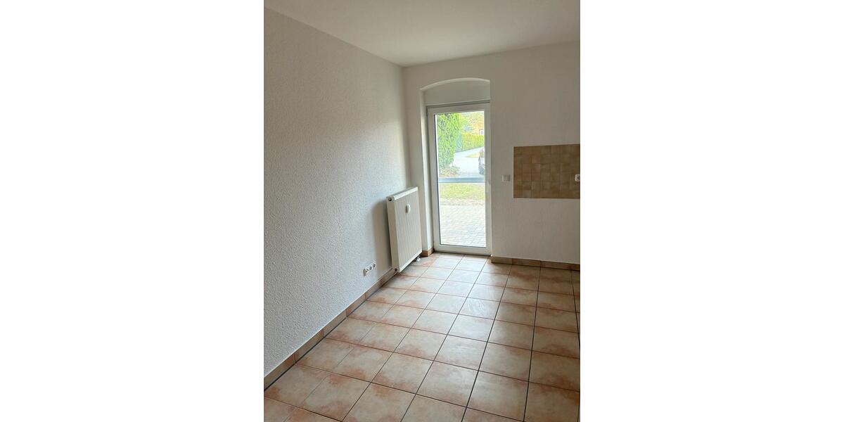 Erdgeschoßwohnung Kolkwitz - 2 Zimmer, 70 m&sup2;, 660&euro; | Angebot:26517509