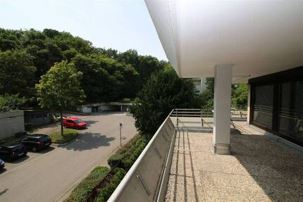 Ruhepol am Ende der Straße - Willkommen in Botnang! Zurücklehnen erlaubt, auf der großen Terrasse