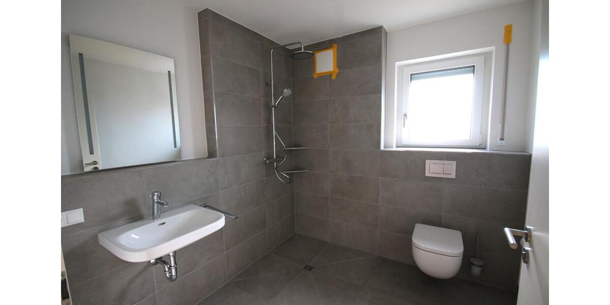 Erdgeschoßwohnung Uffenheim - 3 Zimmer, 86 m&sup2;, 700&euro; | Angebot:26610719
